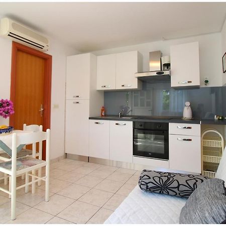 Mir Apartments Primošten Eksteriør bilde