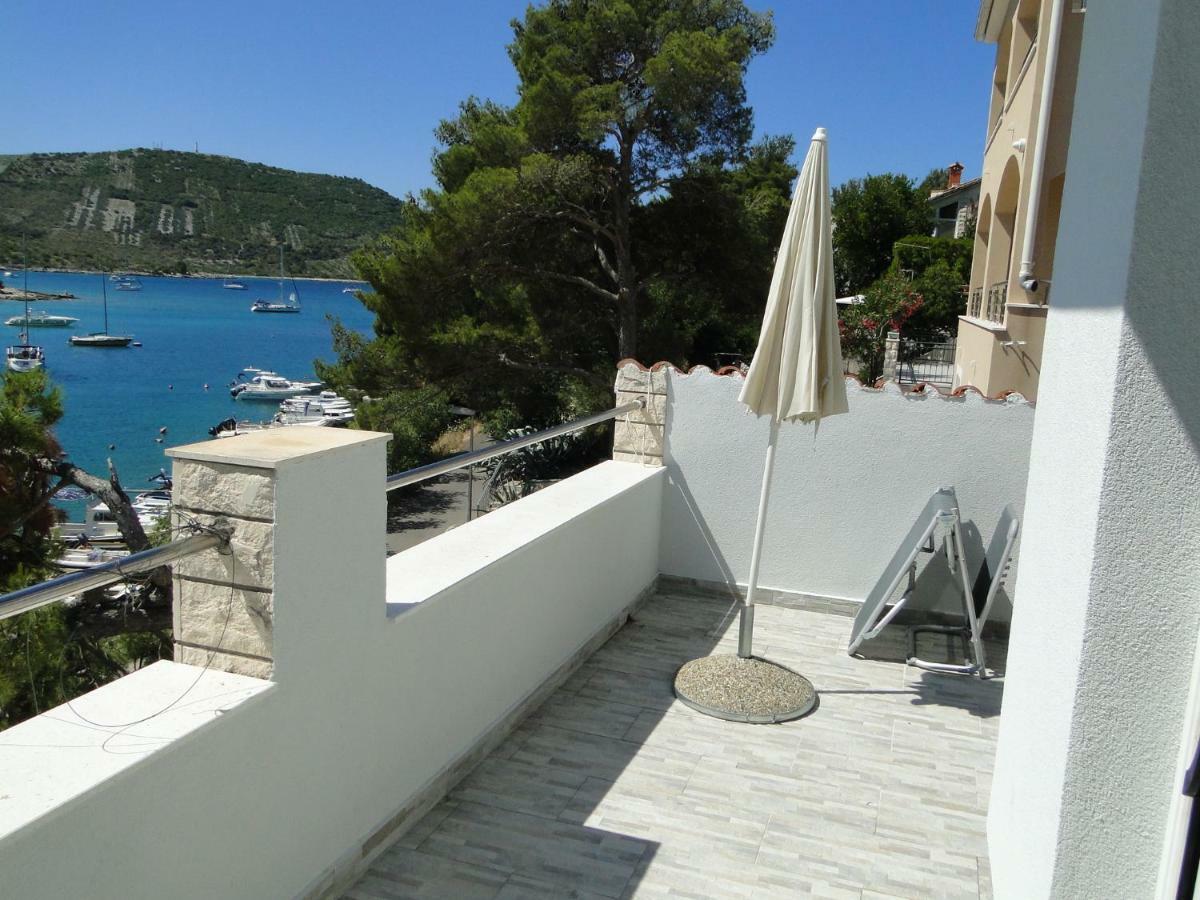 Mir Apartments Primošten Eksteriør bilde