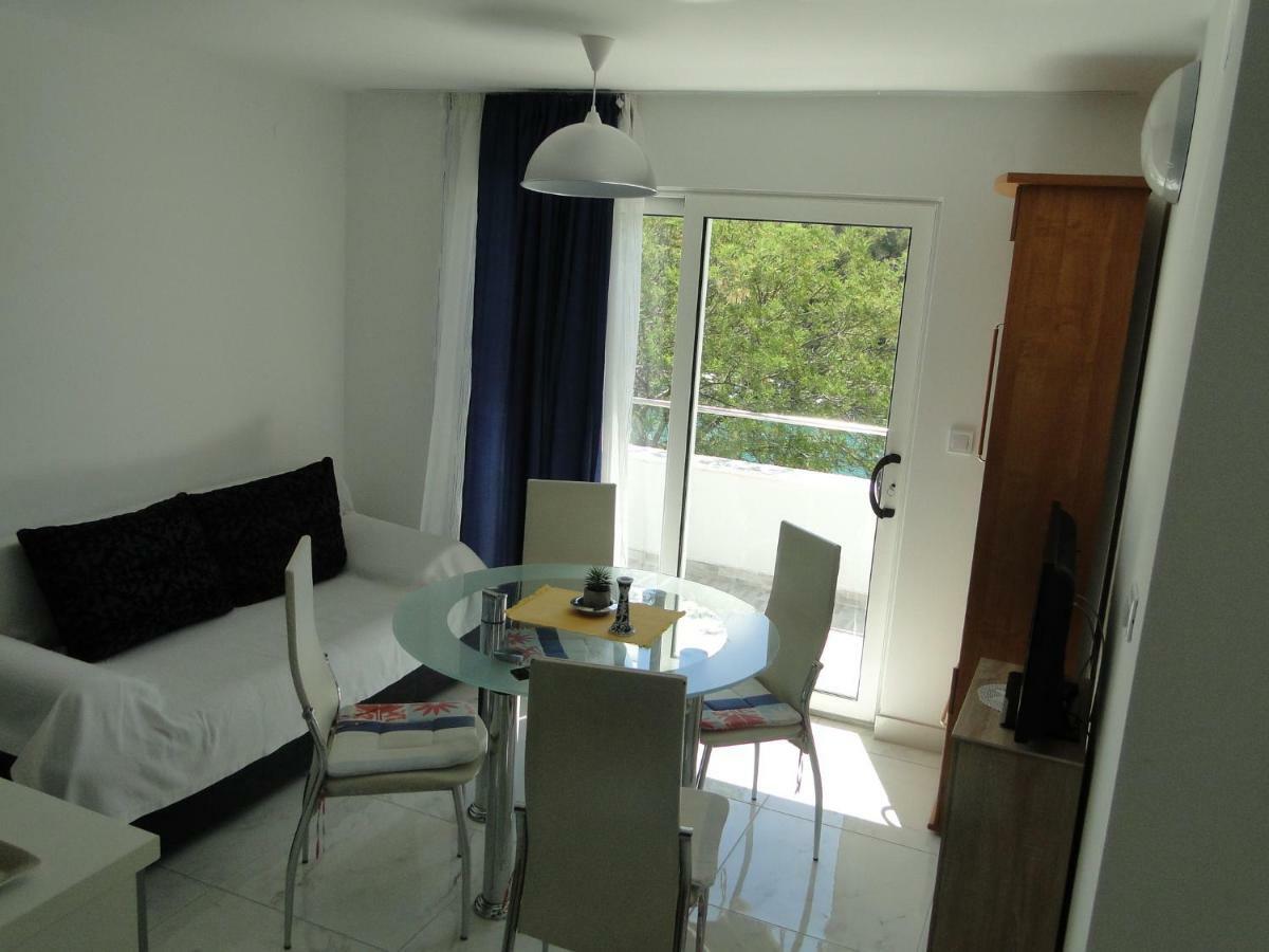 Mir Apartments Primošten Eksteriør bilde