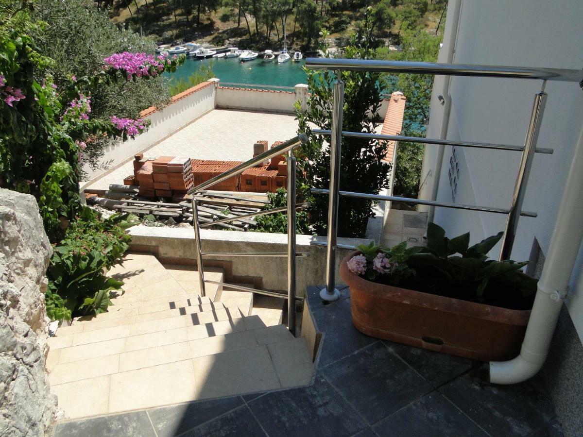 Mir Apartments Primošten Eksteriør bilde